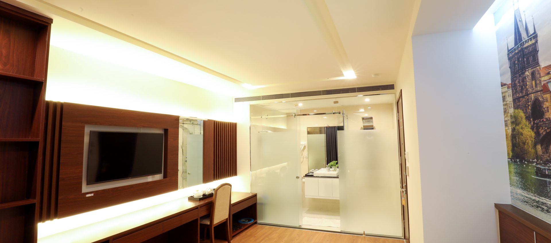 Deluxe Double City View - Interior