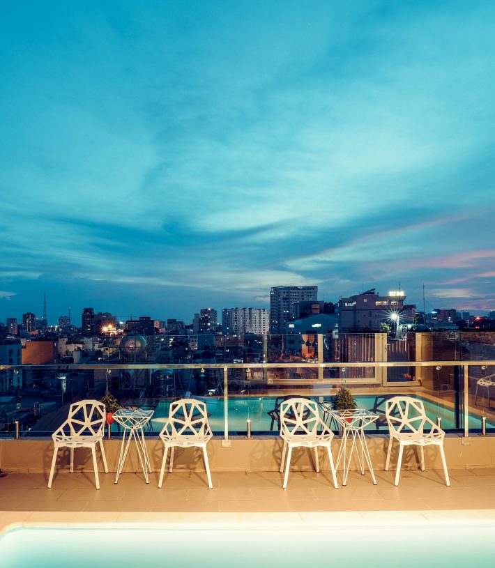 Prague_Hotel_Rooftop_Swimming_Pool